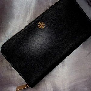 TORY BURCH WALLET